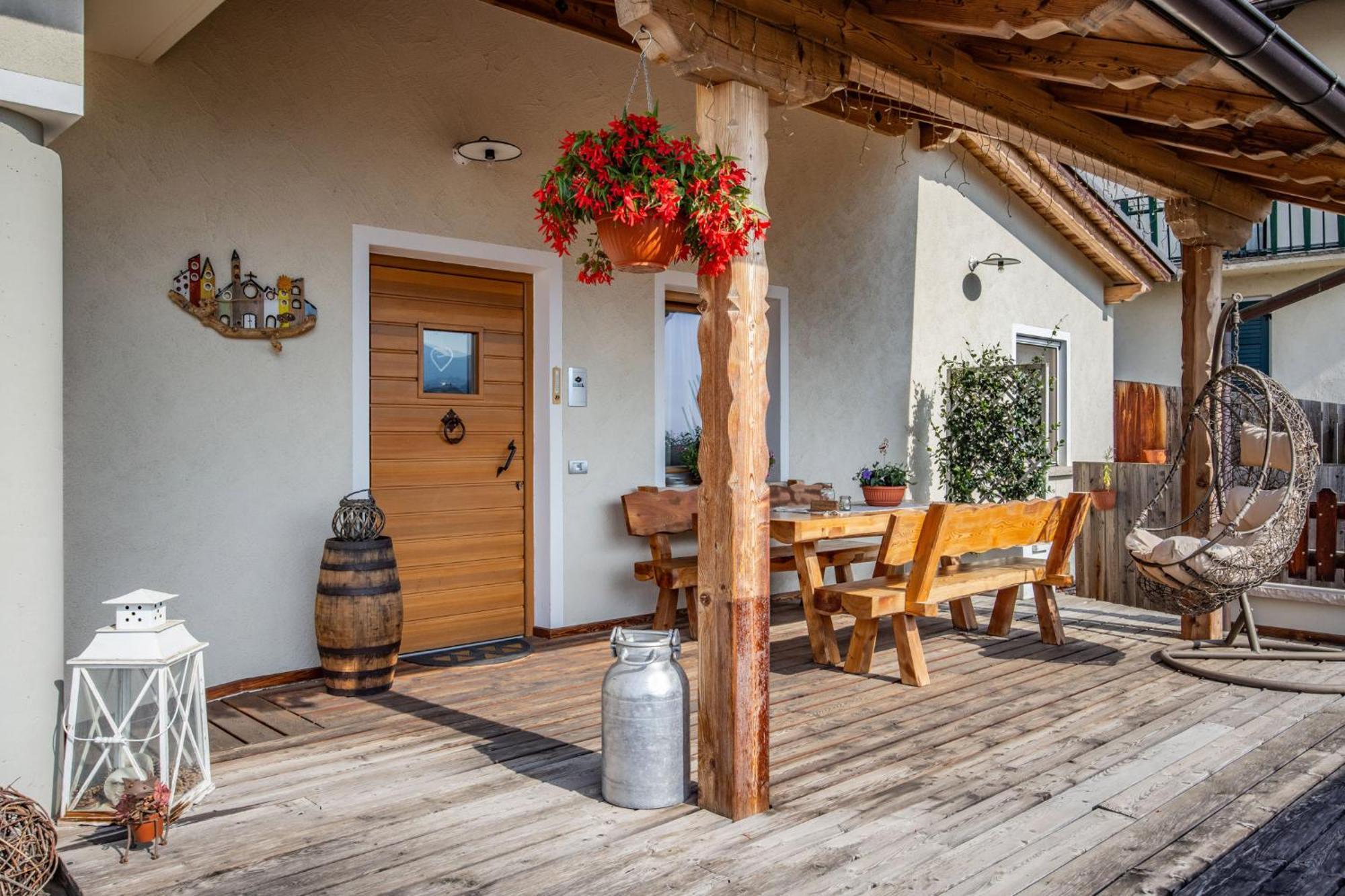 Horse House Bed & Breakfast Romallo Ngoại thất bức ảnh